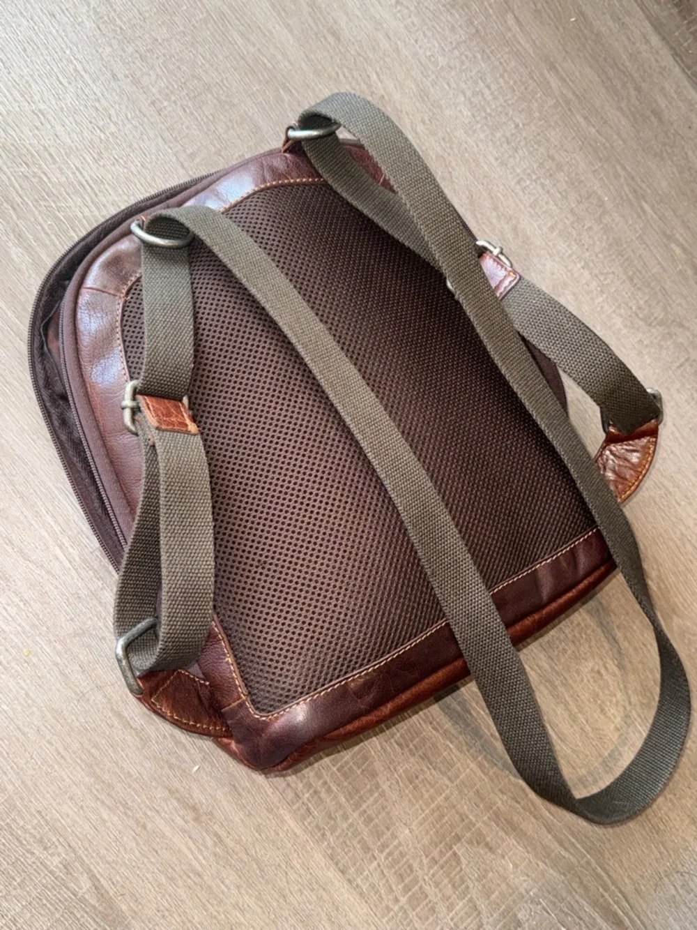 Jack Georges Voyager Small Leather Backpack - Brown excellent condition